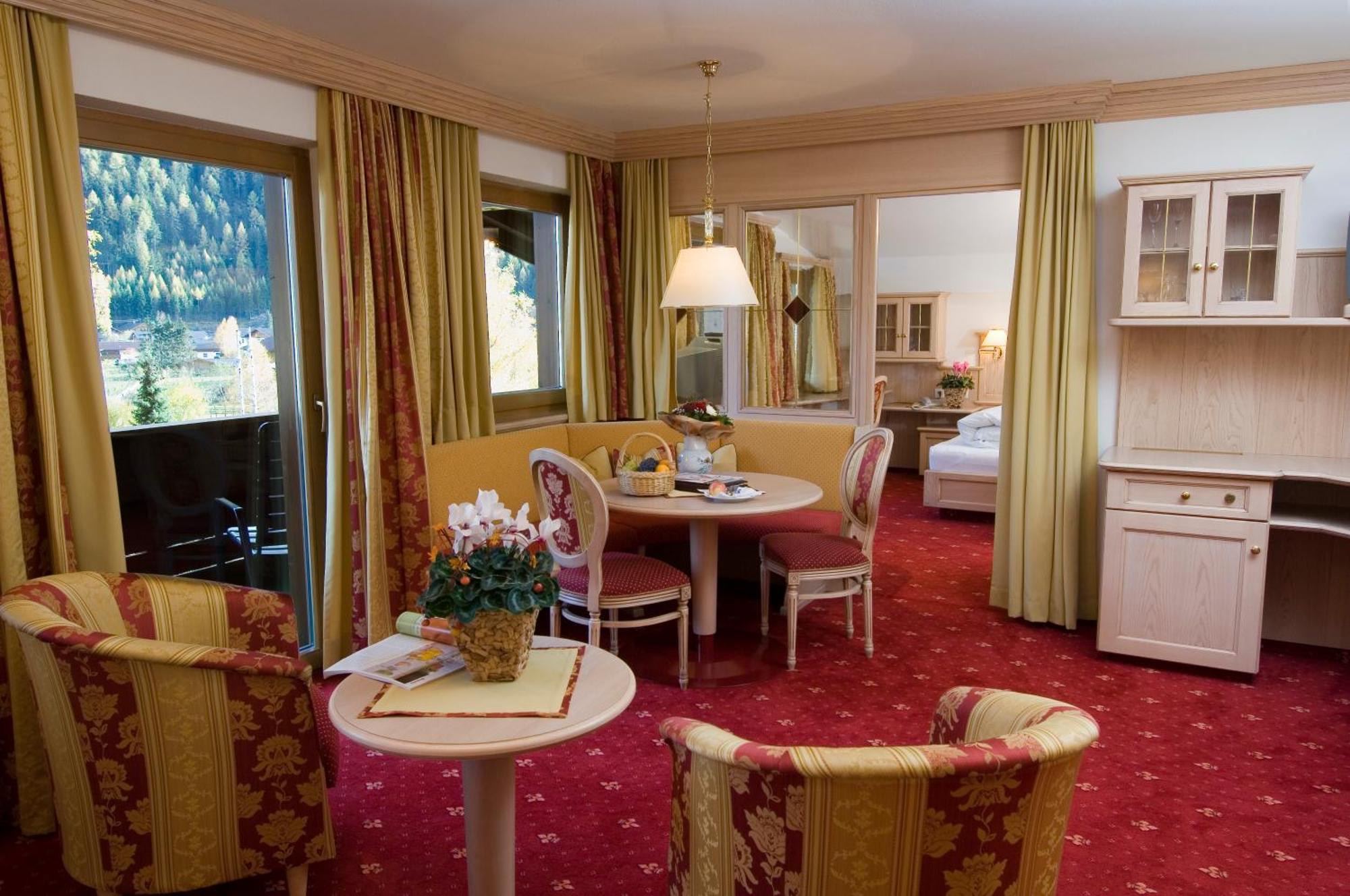 Alpenhotel Fernau Нойштифт-им-Штубайталь Экстерьер фото