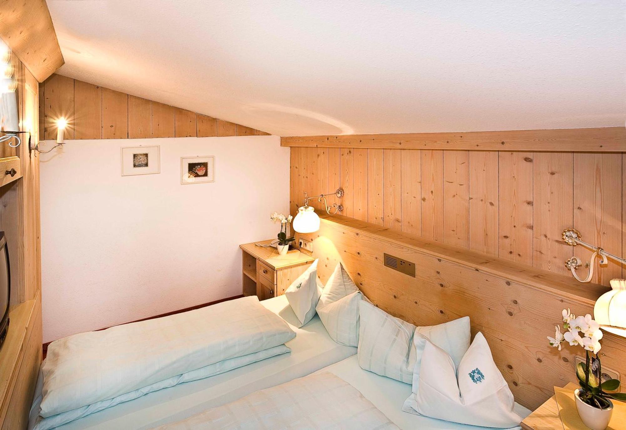 Alpenhotel Fernau Нойштифт-им-Штубайталь Экстерьер фото