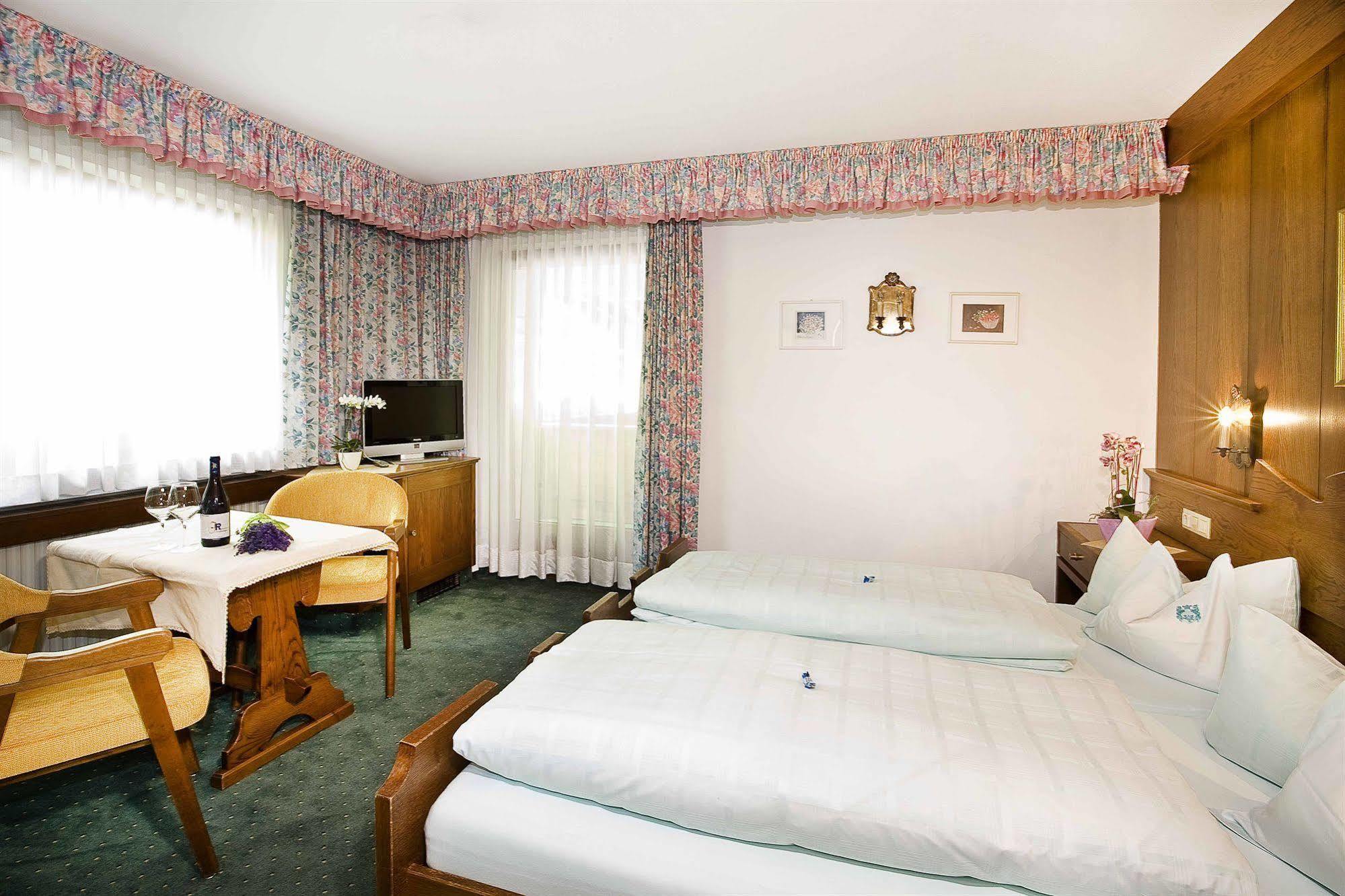 Alpenhotel Fernau Нойштифт-им-Штубайталь Экстерьер фото