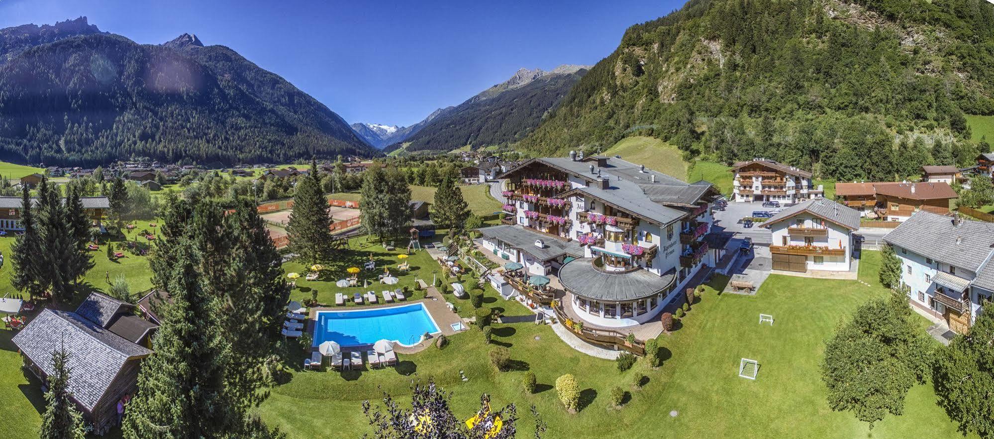 Alpenhotel Fernau Нойштифт-им-Штубайталь Экстерьер фото